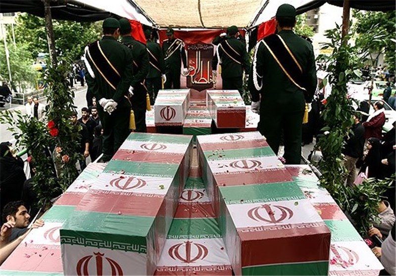 تشییع پیکر  ۹ شهید گمنام و یک شهید تازه تفحص شده در تبریز