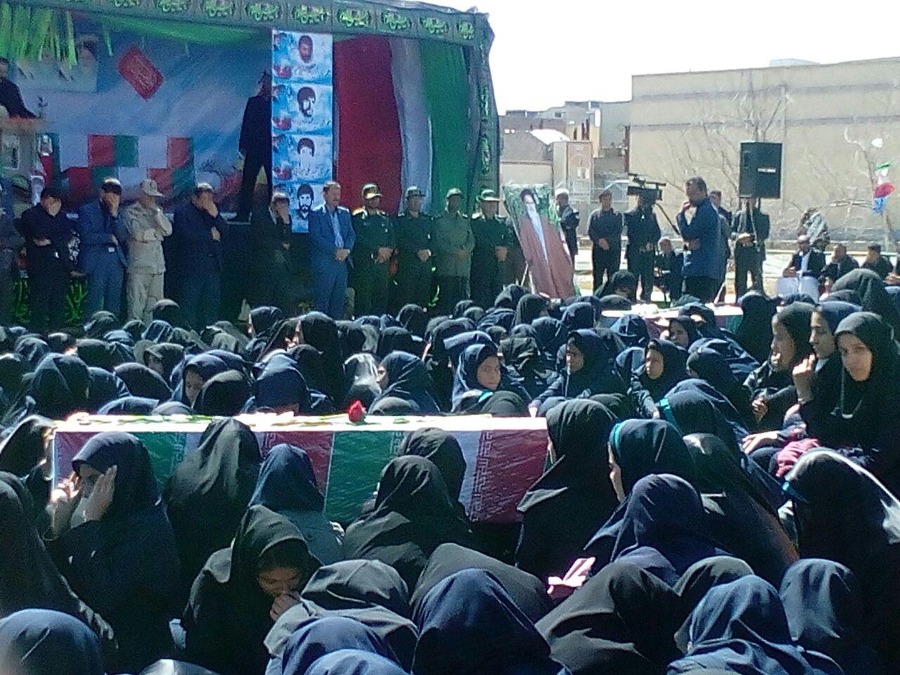 ۱۳مدرسه زاهدان میزبان شهدای گمنام هشت سال دفاع مقدس