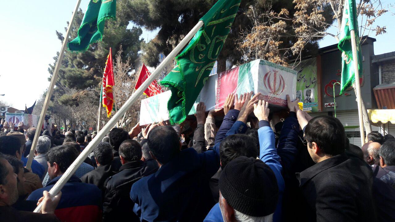 تشییع پیکر سه شهید گمنام در بجنورد