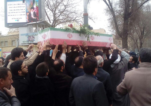 پیکر 12 شهید سال های دفاع مقدس در اصفهان تشییع شد
