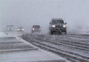بارش برف در دو گردنه استان