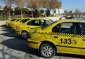 تاکسی‌های اینترنتی شیراز مجوز ندارند