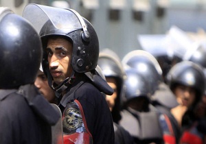 حمله پلیس مصر به مخفیگاه عناصر تکفیری در جنوب شرق قاهره/ 4 تروریست به هلاکت رسیدند
