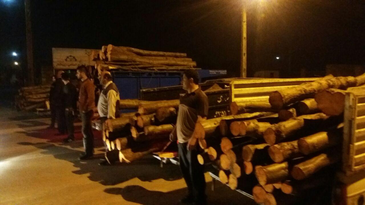 &zwj; كشف 24 تن چوب قاچاق در رشت