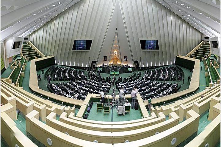 مهلت اجرای آزمایشی قانون مدیریت خدمات کشوری تا پایان سال 1396 تمدید شد