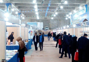 3 میلیارد ریال کتاب در سبد فرهنگی کاشانی ها قرار گرفت