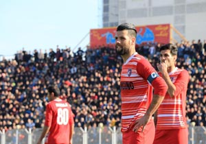 شوک به کاروان نساجی چیها