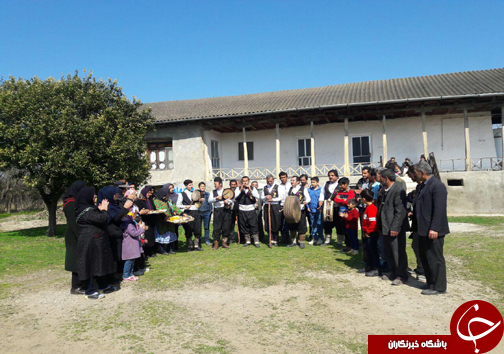نوید دهندگان بهار در کوچه پس کوچه های مازندران + تصاویر