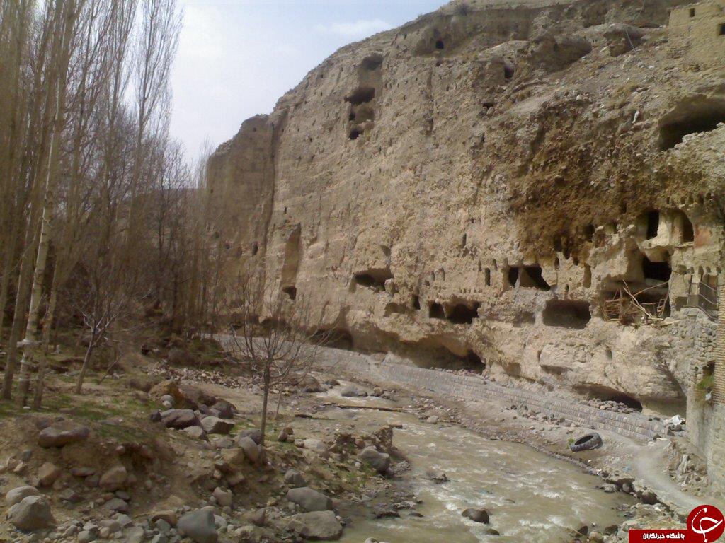 مسجدی عجیب با سبک معماری صخره ای در ایران+ عکس