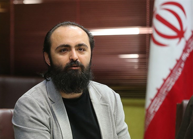 مردم و شاعران احمد عزیزی را با مثنوی‌هایش می‌شناسند
