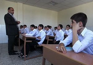 طرح رتبه‌بندی معلمان ادامه دارد