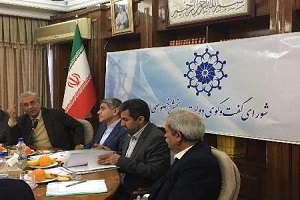 شافعی: موازی کاری در اعطای مجوز تشکل ها/ ربیعی: ماهیت تشکل های وزارت کار، صنفی است