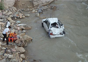 مرگ کودک 3 ساله پس از سقوط خودرو در رودخانه