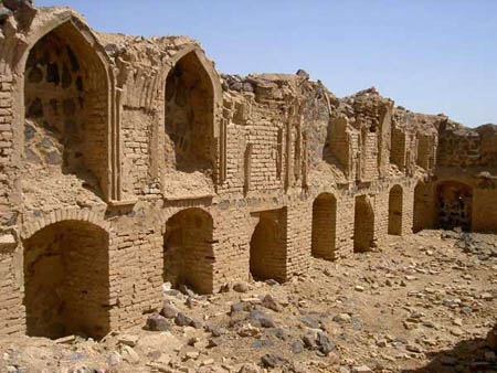 سرزمین ماه تابان و خورشید درخشان
