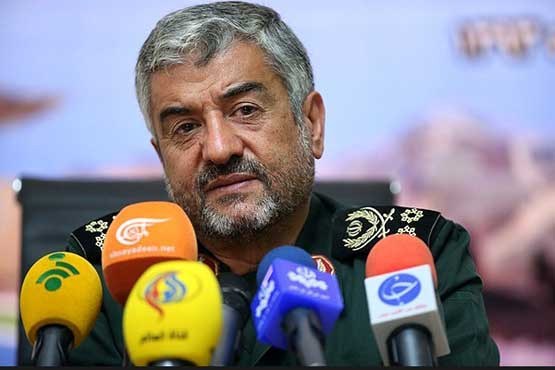 احدی از پاسداران و فرماندهان سپاه همانند گذشته حق دخالت سیاسی و جناحی در انتخابات را ندارند