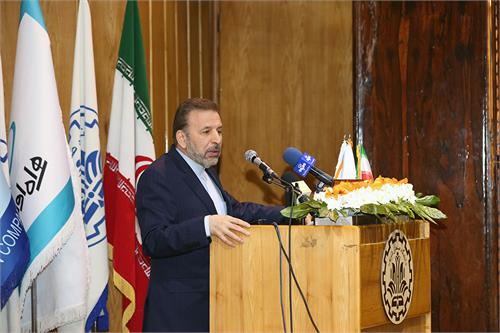 در راه توسعه نباید ترمز به وجود بیاورم