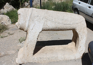 سرقت شیر سنگی در چهارمحال و بختیاری