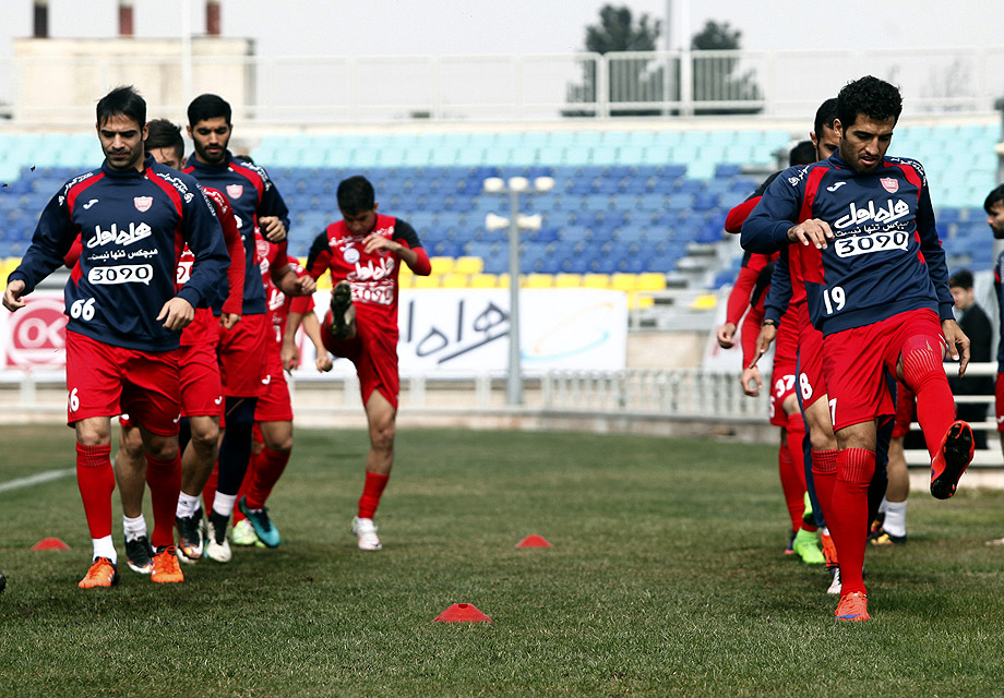 پرسپولیس زیر بارش باران تمرین کرد