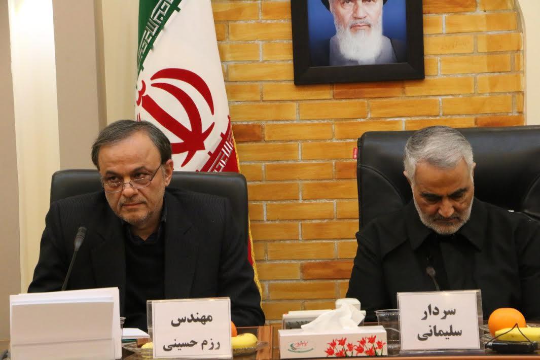 مشورت با مفاخر کرمانی در مسیر توسعه