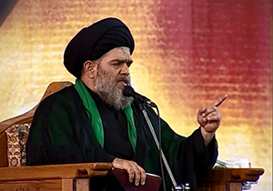 مداح و سخنران باید مردم را به اصل انقلاب و نظام اسلامی سوق دهد