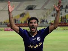 کعبی: پول تو جیبی شب عید از باشگاه استقلال خوزستان گرفتیم