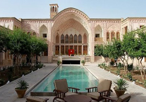 سرای عامری ‌ها کاشان ششمین اقامتگاه برتر خاورمیانه در سال 2017 شد