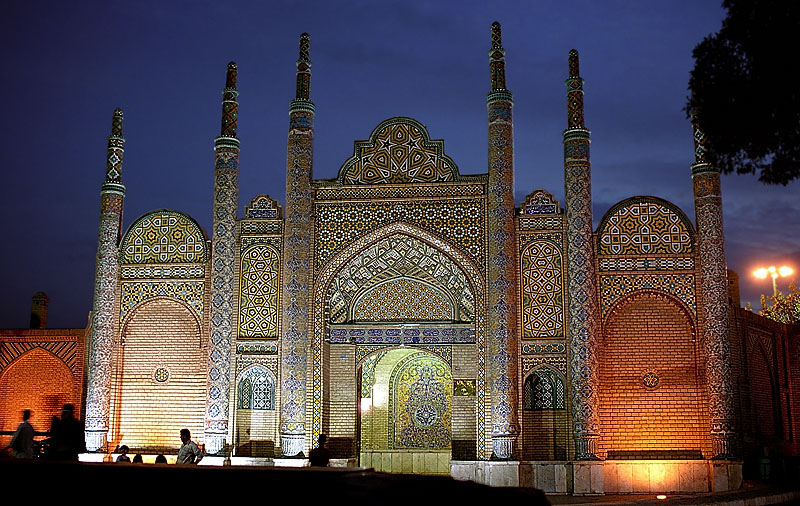 امامزاده شاهزاده حسین کجاست؟