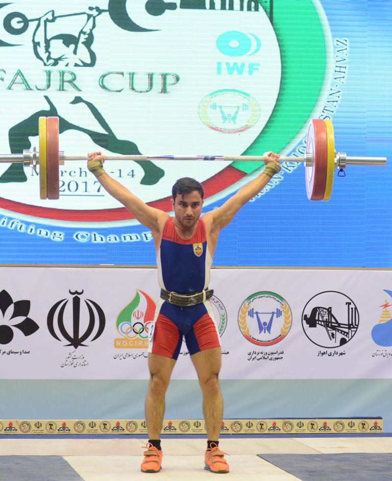 حسن گلپرور قهرمان دسته ۵۶ کیلوگرم شد