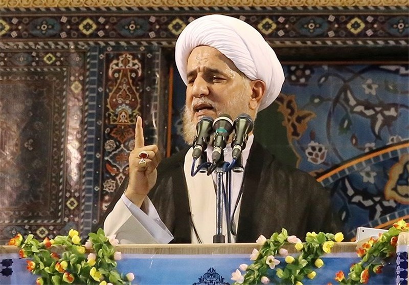 ملت ایران اظهار قدرت کند نه ضعف