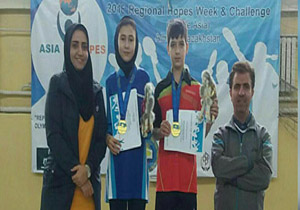 الینا رحیمی پینگ پنگ باز مهابادی قهرمان طرح هوپس در آذربایجان غربی