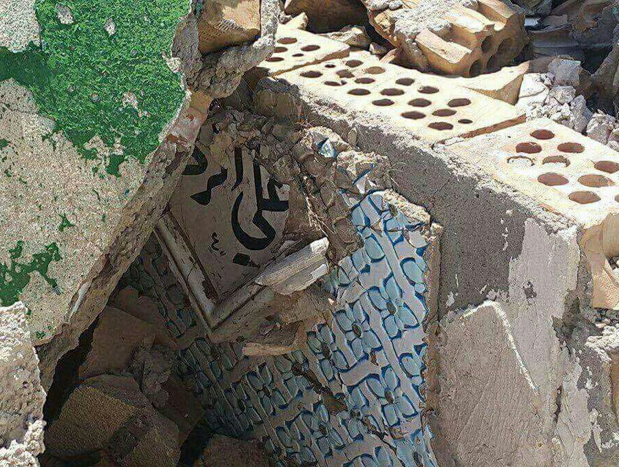 بسیج مردمی عراق، مقام حضرت عباس (ع) را از چنگ داعش آزاد کرد+تصاویر