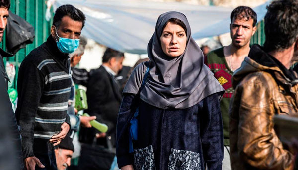 انتشار اولین عکس‌های مهناز افشار و امین حیایی در «دارکوب»
