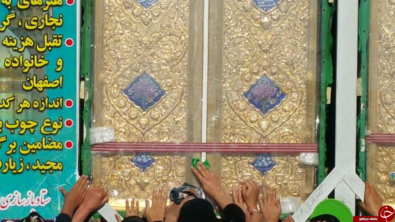 آماده شدن در های حرمین عسکریین + فیلم و تصاویر