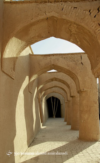آشنایی با مسجد تاریخانه دامغان + تصاویر