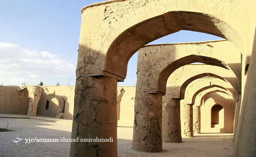 آشنایی با مسجد تاریخانه دامغان + تصاویر