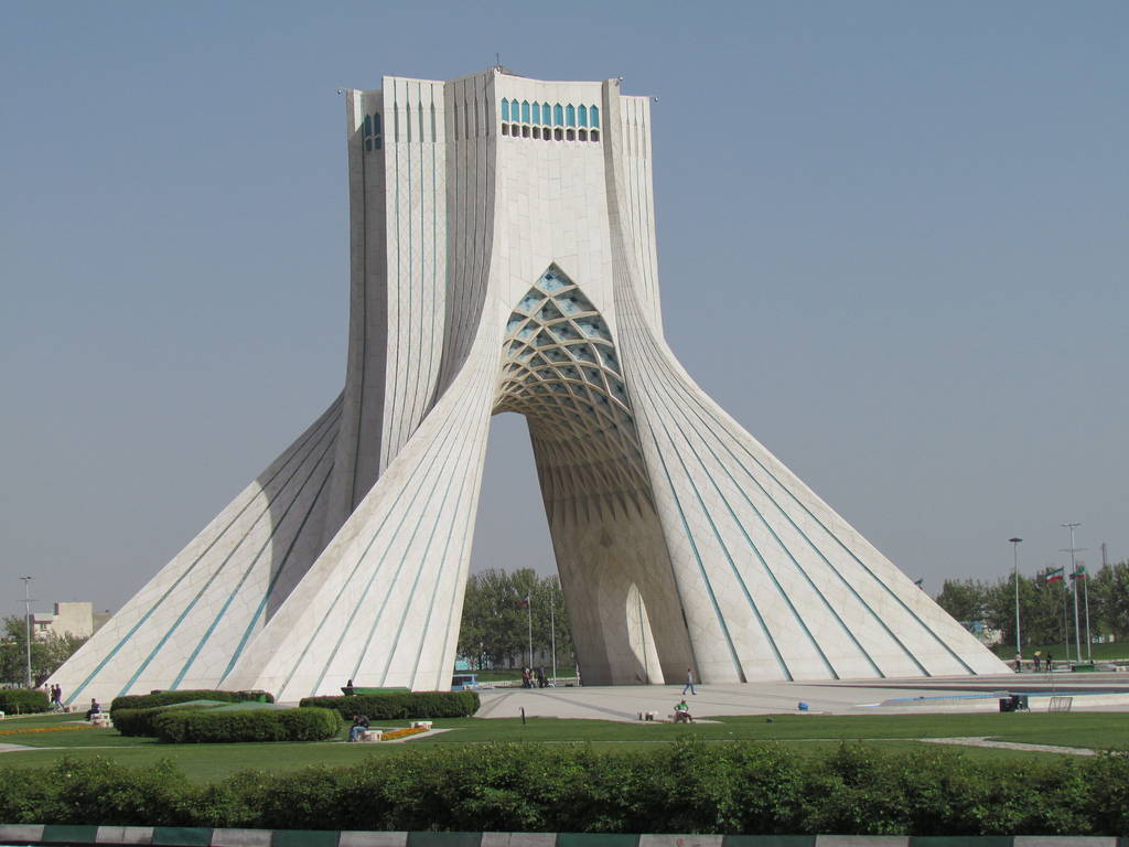 برج آزادی؛نماد ایران مدرن