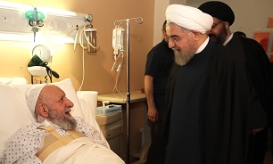 عیادت رییس جمهور از نماینده مردم استان گلستان در مجلس خبرگان رهبری