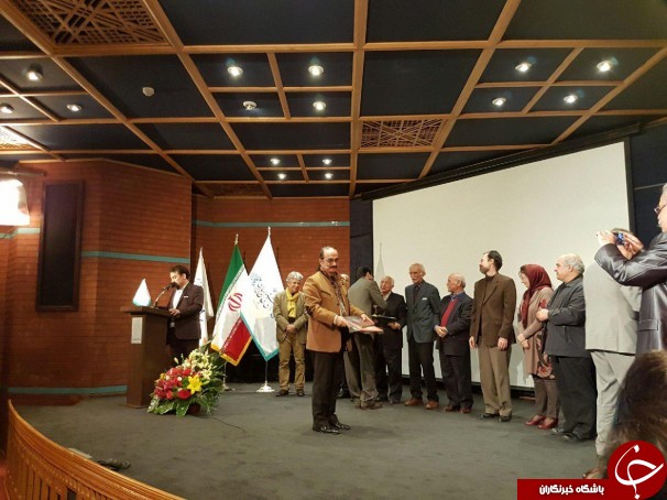 اعطای گواهینامه استادی به سه خوشنویس آذربایجان شرقی