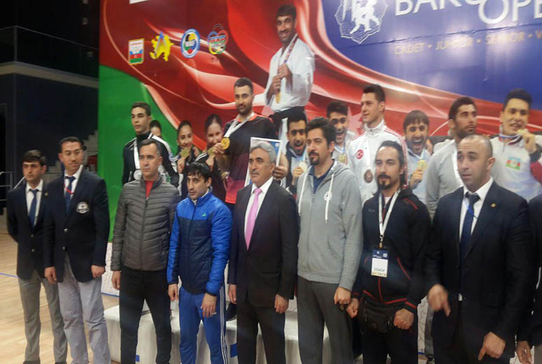 ۲۵ مدال تیم 