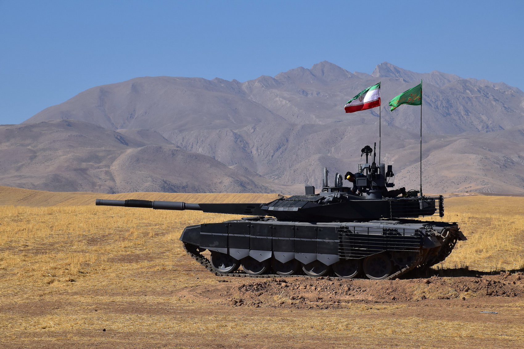 تانک کرار رونمایی شد + مشخصات و تصویر