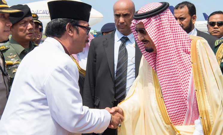 ملک سلمان وارد ژاپن شد