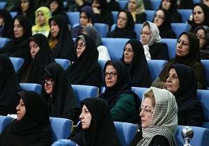 برگزاری همایش بانوان خیر در اردبیل