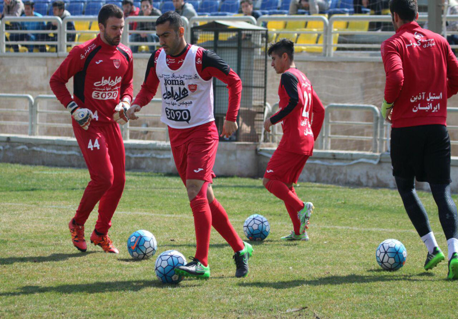 اولین تمرین پرسپولیس در قطر برگزار شد