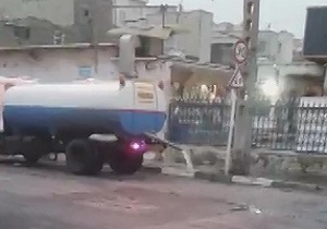 هدر رفت آب توسط عوامل شهرداری + فیلم