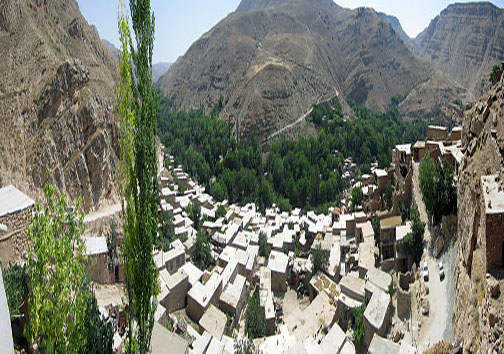 روستای توریستی با بافت پلکانی