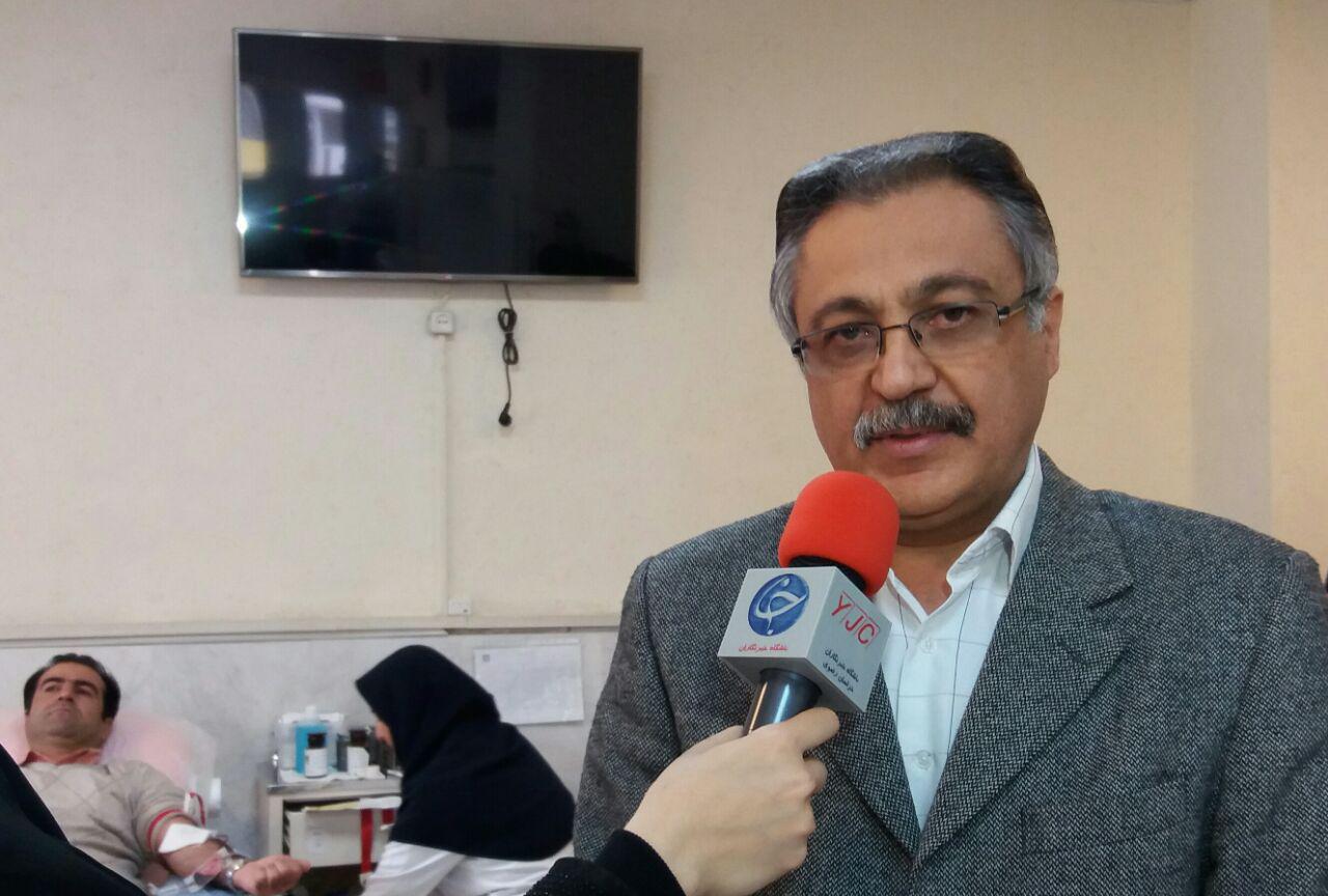 تحقق شعار &laquo;سرخی تو از من&raquo; در مراکز اهدای خون