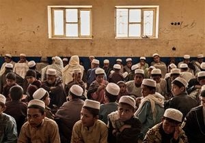 سیاست‌ سعودی‌ها برای تغییر ذهن و زبان مردم افغانستان
