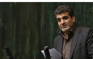دولت گزارشی از تحقق اقتصاد مقاومتی به مردم ارائه کند/ مردم خواستار رسیدگی دولت به وضعیت معیشت هستند