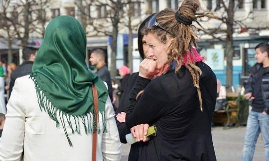 رای مثبت دیوان دادگستری اتحادیه اروپا بر ضد حجاب زنان مسلمان در محل کار