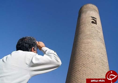 مناره آجری خرم&zwnj;آباد اثری تاریخی در داخل این شهر